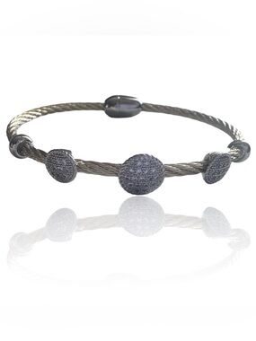 Dyana Cable 3 Circle Rhinestone Station Bracelet Gold Magnetic Bracelet NEW 14K